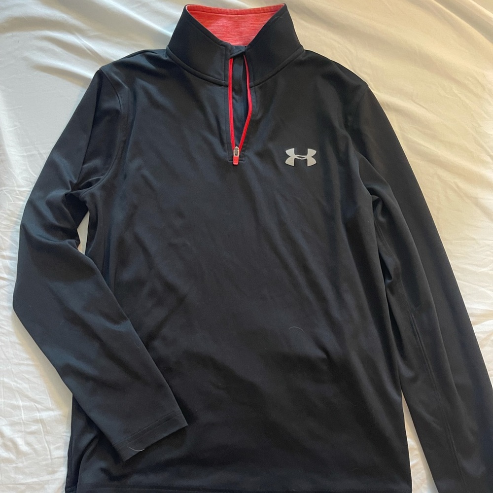 Under Armour youth large pullover with zipper